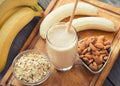 Hafermilch vs. Mandelmilch